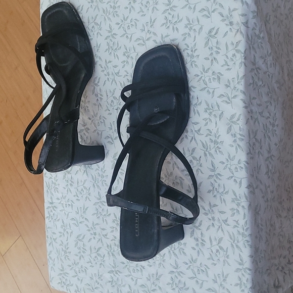 Fioni heels size 11w - Picture 5 of 10